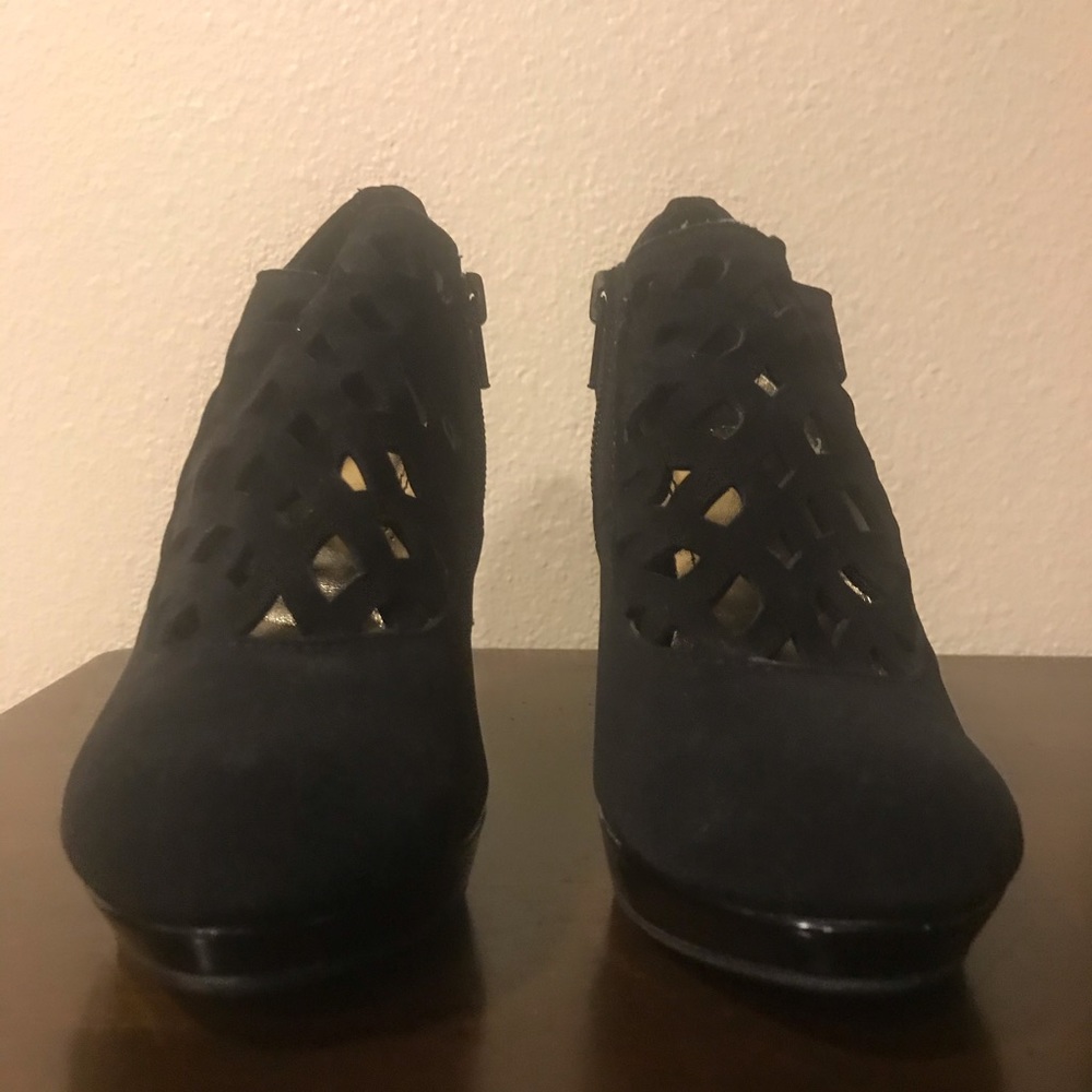 Caged Booties - Picture 3 of 5